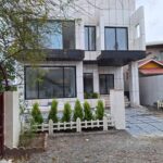 ویلای ارزنده استخردار.حیاط با صفا.نزدیک خانه دریا