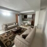 آپارتمان نوساز مبله کم واحد چند قدمی دریا