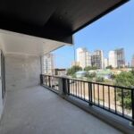 آپارتمان تک‌واحدی نوساز نزدیک ساحل خط‌دریا