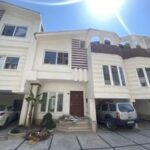 رهن کامل ویلا/شهرکی/۱۸۰ متری