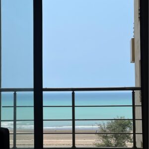 فرصت خرید ۹۰ متری در برج برند سرخرود