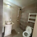 فروش واحد 142 متری دو نبش/سه خواب فول مشاعات