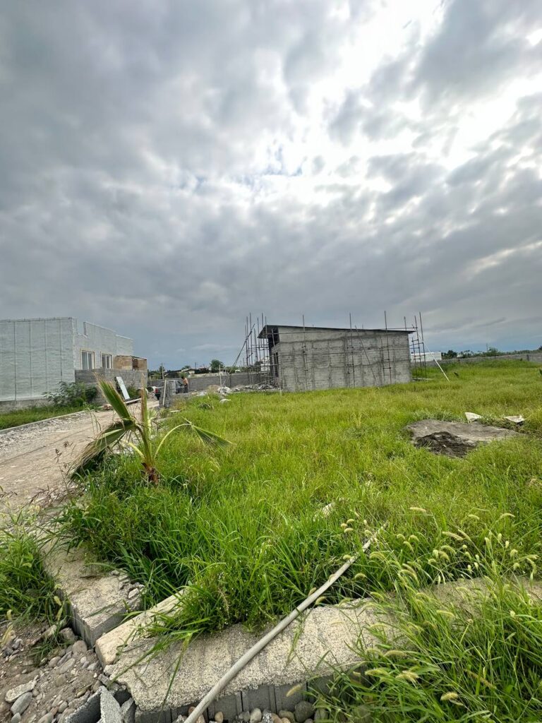 فروش زمین ۲۷۰ متری در شهرک ساحلی برند شمال | خرید مستقیم از مالک بدون بهره