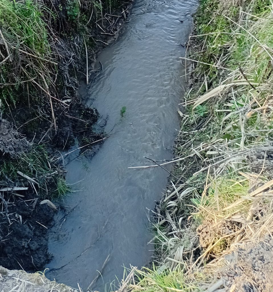 ۲۳۰متر زمین شهرکی /اقساطی با اسنادومدارک کامل /تهاتر با ماشین