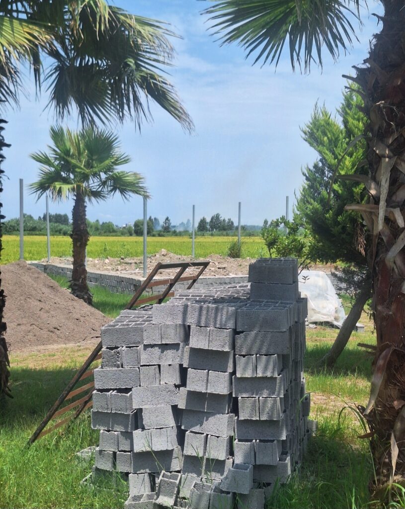 ۲۰۸ متر مناسب سرمایه گزاری و ساخت ویلا